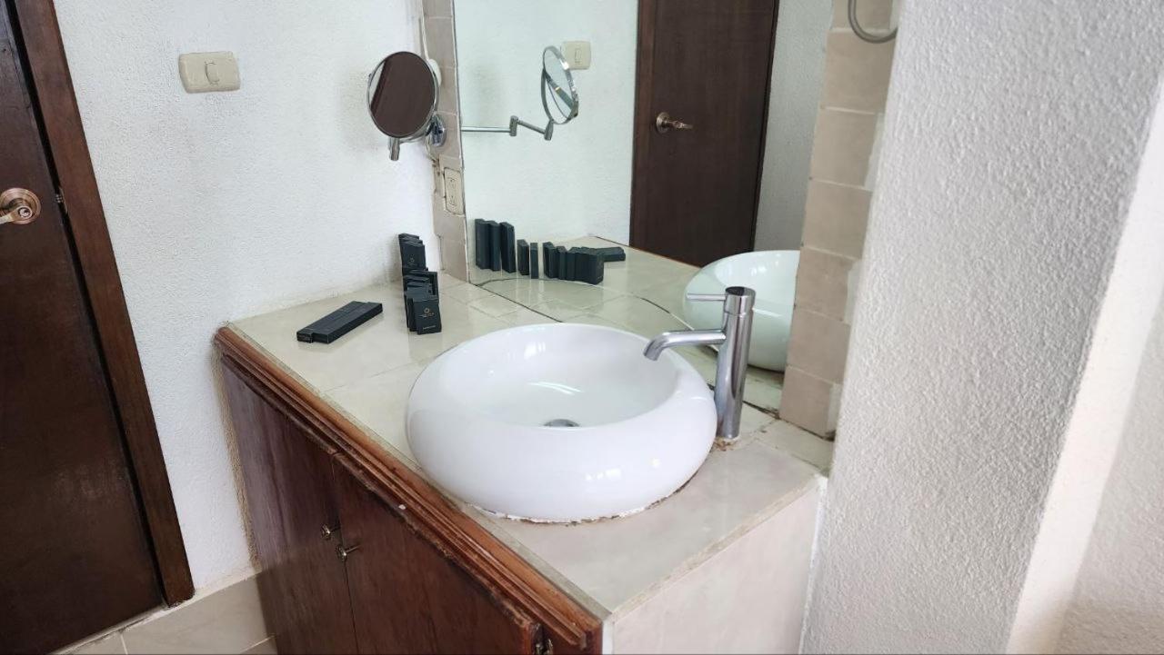 סן פדרו לה לגונה San Pedro Suite מראה חיצוני תמונה